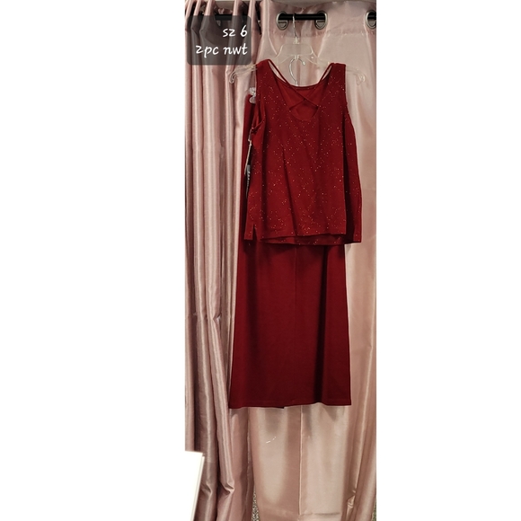 Size 6 2 piece red with sparkle skirt set. Nwt - Picture 2 of 2
